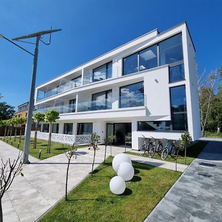 Aparthotel Paradise Dziwnowek Ngoại thất bức ảnh
